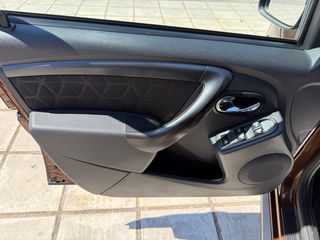 Dacia Duster 2014 4x4-thumb-21