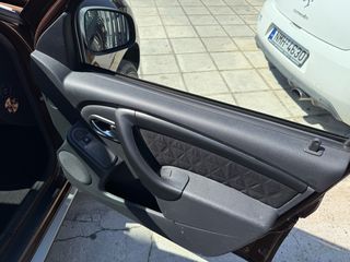 Dacia Duster 2014 4x4-thumb-35