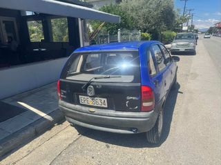 Opel Corsa 1996-thumb-1