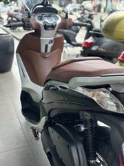 Piaggio Beverly 350 2019-thumb-5