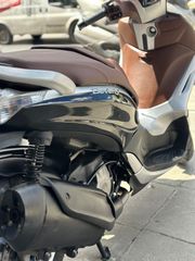 Piaggio Beverly 350 2019-thumb-10