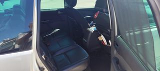 Ford C-Max 2004-thumb-7