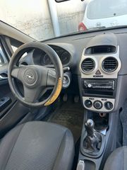 Opel Corsa 2010-thumb-2