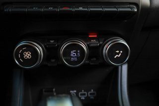 Renault Captur 2023 1.6 E-Tech Hybrid 143hp Techno *ΜΗΔΕΝΙΚΑ ΤΕΛΗ*-thumb-36