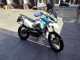 Voge 300 RALLY 2023-thumb-1