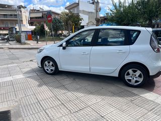 Renault Scenic 2016-thumb-3