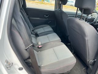 Renault Scenic 2016-thumb-10