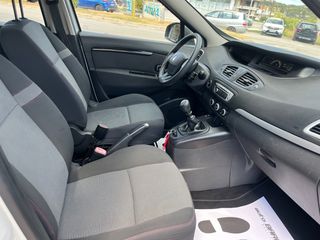 Renault Scenic 2016-thumb-13
