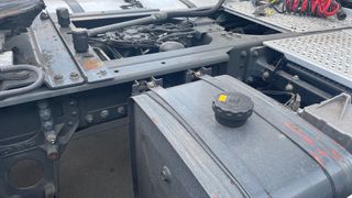 DAF 2011 XF105-thumb-5