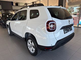 Dacia Duster 2019 1.5TD 115PS 4X4 SPORTIVE!-thumb-8