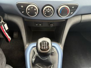 Hyundai i 10 2018-thumb-16