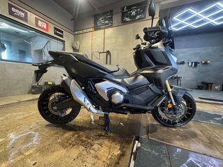 Honda X-ADV 2024