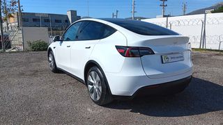 Tesla Model Y 2023 PREMIUM-thumb-3