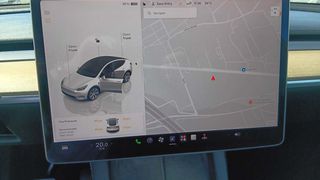 Tesla Model Y 2023 PREMIUM-thumb-10