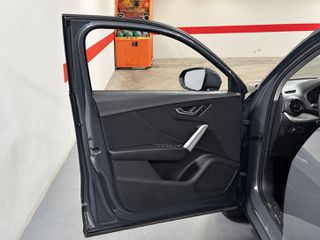 Audi Q2 2017 30 TDI S tronic-thumb-7