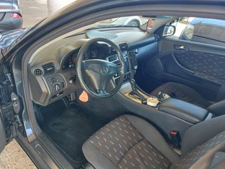 Mercedes-Benz C 230 2003-thumb-6