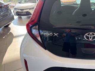 Toyota Aygo (X) 2026 ΕΤΟΙΜΟΠΑΡΑΔΟΤΟ HEV X-PLAY ΝΕΑ ΓΕΝΙΑ-thumb-8