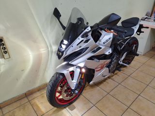 Suzuki GSX 8R 2025-thumb-14