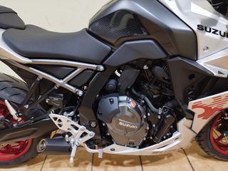 Suzuki GSX 8R 2025-thumb-16