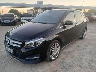 Mercedes-Benz B 180 2016-thumb-16