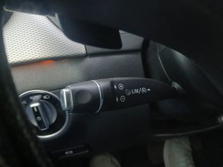Mercedes-Benz B 180 2016-thumb-31