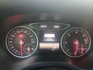 Mercedes-Benz B 180 2016-thumb-33