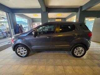 Ford Escort 2016-thumb-1
