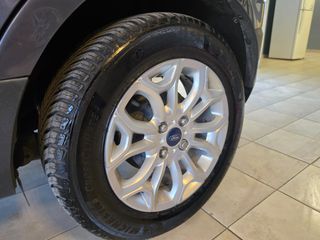Ford Escort 2016-thumb-10