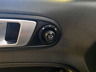 Ford Escort 2016-thumb-14