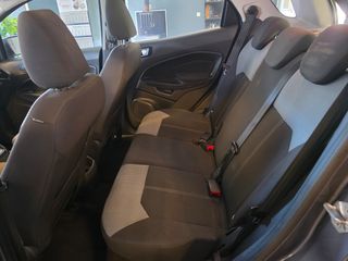 Ford Escort 2016-thumb-22