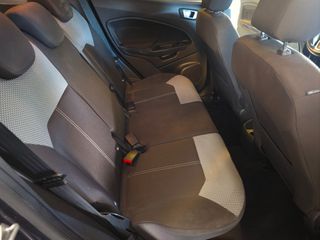 Ford Escort 2016-thumb-27