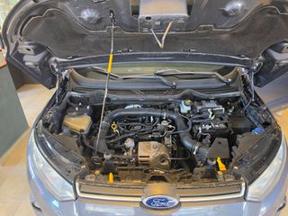 Ford Escort 2016-thumb-34