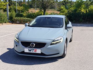 Volvo V40 2020 V40 D2