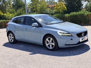 Volvo V40 2020 V40 D2-thumb-7