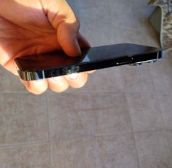 iPhone 14 Pro-thumb-4