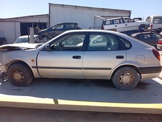 Πλαινή Πάντα Toyota Corolla '98