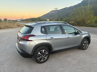 Peugeot 2008 2017 Euro6 pure tech allure led klima navi car play android-thumb-5