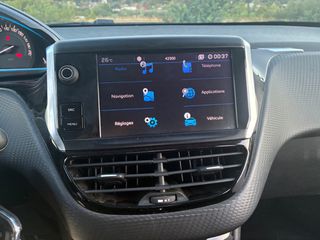 Peugeot 2008 2017 Euro6 pure tech allure led klima navi car play android-thumb-9