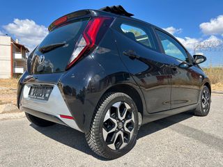Toyota Aygo (X) 2019 1.0 X-Play Sport Cabrio F1 autom Kamera 72Hp-thumb-6