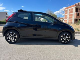 Toyota Aygo (X) 2019 1.0 X-Play Sport Cabrio F1 autom Kamera 72Hp-thumb-8