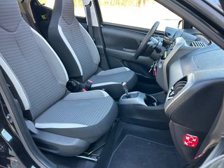 Toyota Aygo (X) 2019 1.0 X-Play Sport Cabrio F1 autom Kamera 72Hp-thumb-15