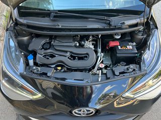 Toyota Aygo (X) 2019 1.0 X-Play Sport Cabrio F1 autom Kamera 72Hp-thumb-21