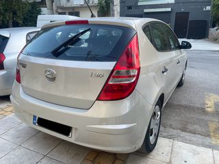 Hyundai i 30 2010-thumb-3