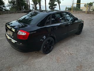 Audi A4 2003 A4 1.6-thumb-1