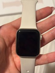 Apple watch SE Gen 2-thumb-3