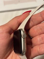 Apple watch SE Gen 2-thumb-4