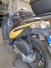 Piaggio Carnaby 200 2008-thumb-2