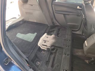Ford Focus C-Max 2007 CHIA-thumb-38
