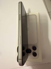 IPHONE 17PRO MAX-thumb-3