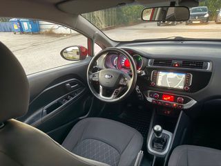Kia Rio 2015 1.2 Βενζίνη - Euro6 Facelift - Full Extra με Οθόνη-thumb-2
